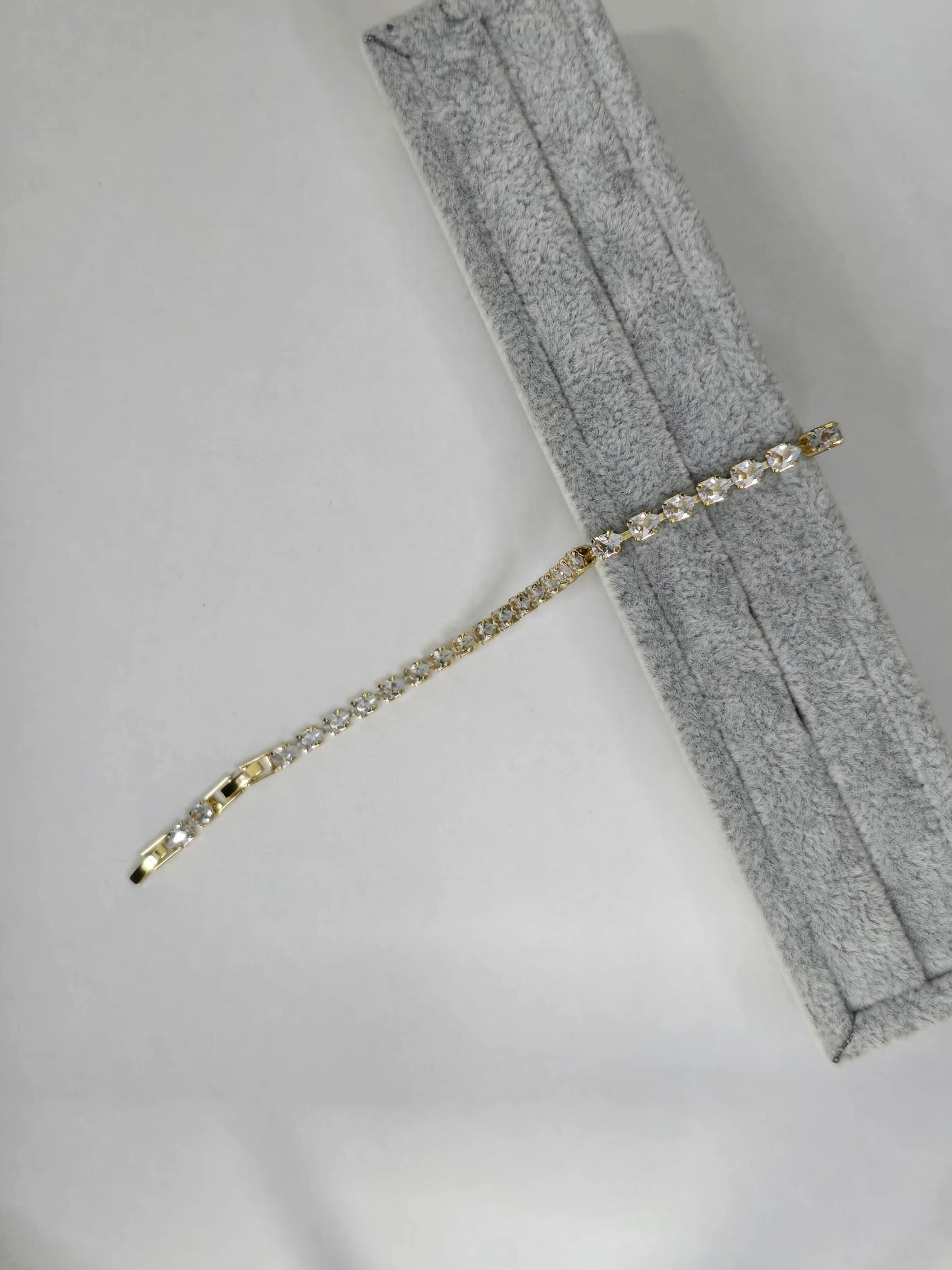 Tennisarmband mit Zirkonia