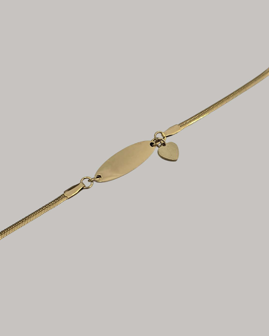 Gravurarmband mit Herz-Anhänger – Vergoldet & Persönlich